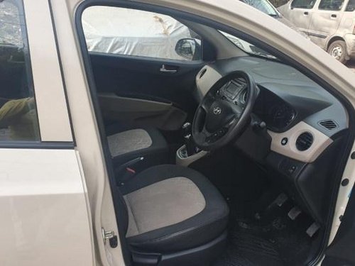 Used Hyundai i10 Version Sportz MT car at low price in New Delhi