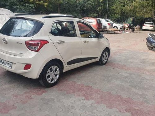 Used Hyundai i10 Version Sportz MT car at low price in New Delhi