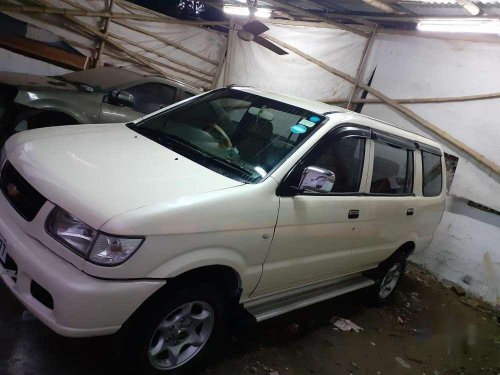 Used Chevrolet Tavera B2 8-Seater - BS III, 2007, Diesel MT for sale in Kolkata 