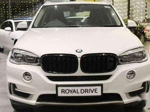 Used BMW X5 xDrive 30d, 2015, Diesel AT for sale in Kochi 