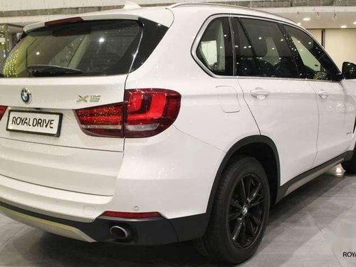 Used BMW X5 xDrive 30d, 2015, Diesel AT for sale in Kochi 