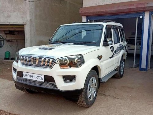 Mahindra Scorpio S4 4WD, 2017, Diesel MT in Patna