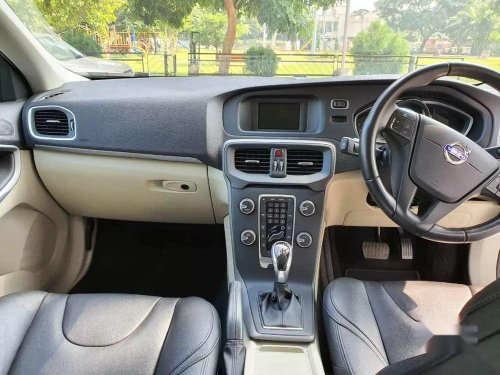 Used Volvo V40 MT car at low price in Chandigarh