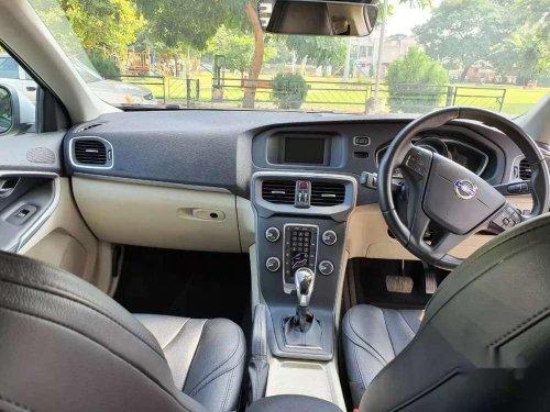 Used Volvo V40 MT car at low price in Chandigarh