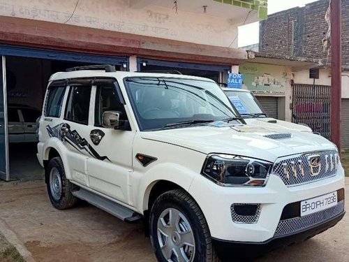 Mahindra Scorpio S4 4WD, 2017, Diesel MT in Patna