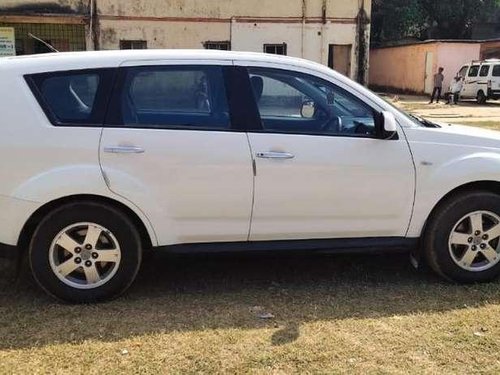 Mitsubishi Outlander 2.4 MIVEC, 2010, CNG & Hybrids AT in Mumbai