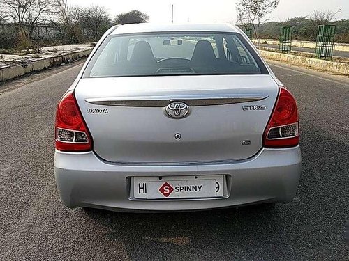 Used Toyota Etios V MT car at low price in Faridabad