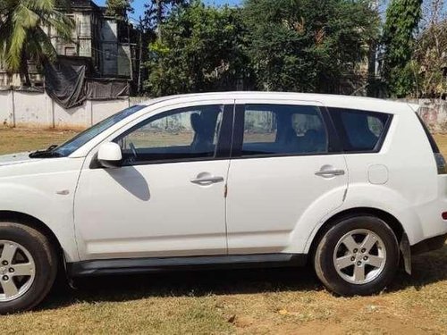 Mitsubishi Outlander 2.4 MIVEC, 2010, CNG & Hybrids AT in Mumbai