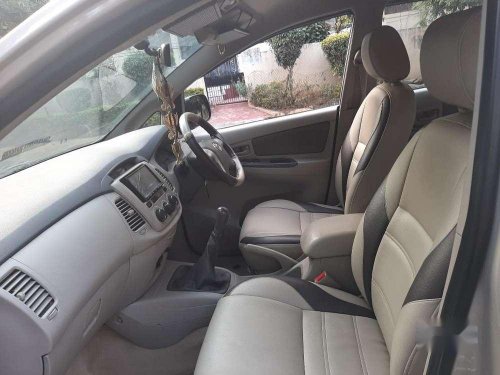 Toyota Innova 2013 MT for sale in Hyderabad