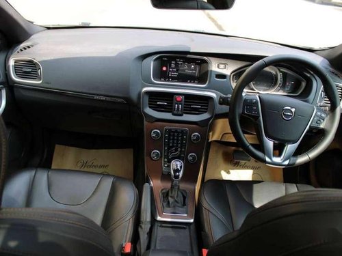 Volvo V40 Cross Country D3 Inscription 2018 AT for sale in Mumbai 