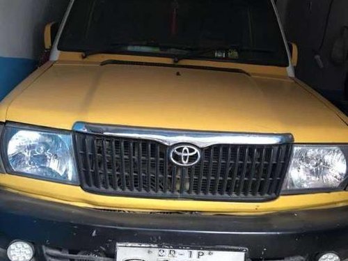 Used 2003 Toyota Qualis MT for sale in Patna