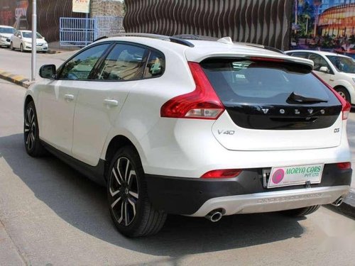 Volvo V40 Cross Country D3 Inscription 2018 AT for sale in Mumbai 