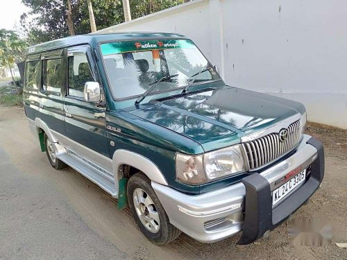 Used 2004 Toyota Qualis MT for sale in Kochi