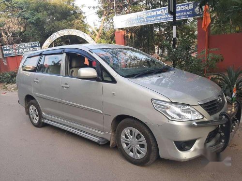 Toyota Innova 2013 MT for sale in Hyderabad