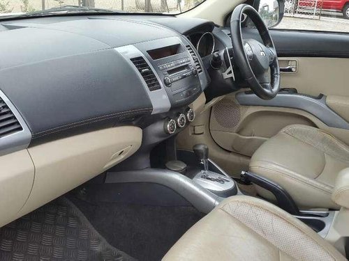 Used Mitsubishi Outlander 2.4 2010 AT for sale in Mumbai