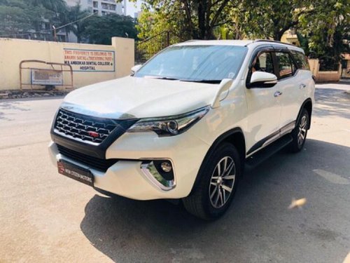 Used Toyota Fortuner 2.8 4WD AT car at low price in Bangalore