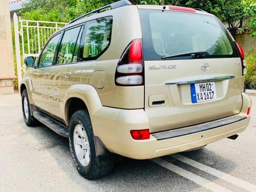 Toyota prado VX A/T 2005 in New Delhi