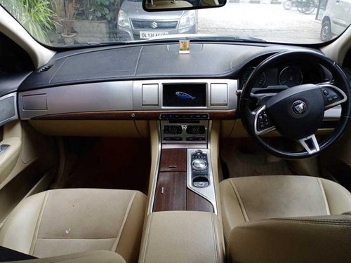 Used 2016 Jaguar XF 2.0 Diesel Prestige AT for sale in New Delhi