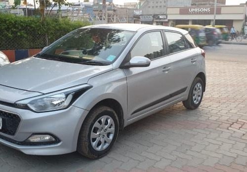 2016 Hyundai i20 Sportz Option MT for sale at low price in Ahmedabad
