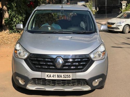 Used Renault Lodgy Stepway 110PS RXZ 8S MT 2016 in Bangalore