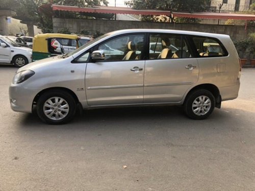 Used 2010 Toyota Innova 2.5 VX 7 STR MT for sale in New Delhi