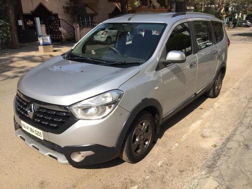 Used Renault Lodgy Stepway 110PS RXZ 8S MT 2016 in Bangalore