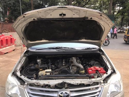 Toyota Innova 2.5 VX (Diesel) 7 Seater MT in Thane