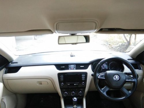 Used 2015 Skoda Octavia Ambition 2.0 TDI AT for sale in Mumbai