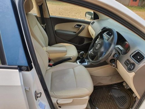 Volkswagen Vento 2012 Petrol Highline AT for sale in New Delhi