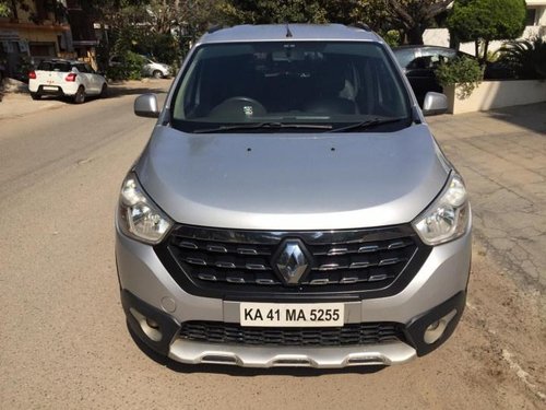 Used Renault Lodgy Stepway 110PS RXZ 8S MT 2016 in Bangalore