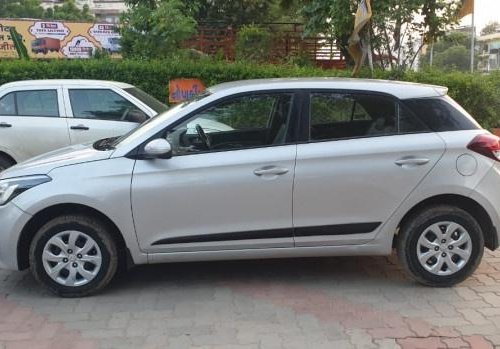 2016 Hyundai i20 Sportz Option MT for sale at low price in Ahmedabad