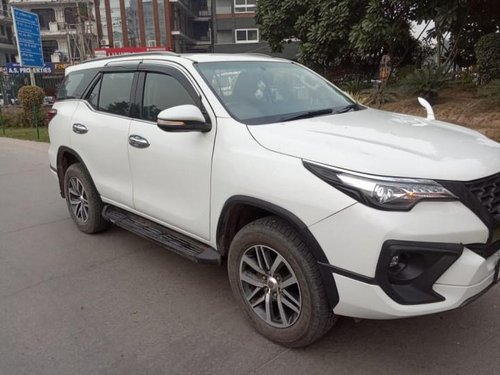 Used 2016 Toyota Fortuner 2.8 4WD AT for sale in New Delhi