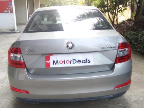 Used 2015 Skoda Octavia Ambition 2.0 TDI AT for sale in Mumbai