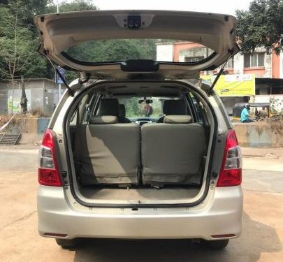 Toyota Innova 2.5 VX (Diesel) 7 Seater MT in Thane