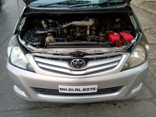 Used Toyota Innova MT 2004-2011 car at low price in Mumbai