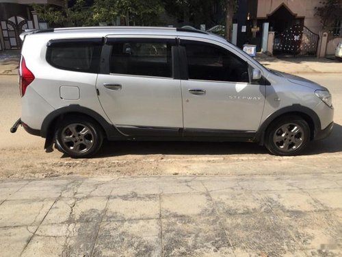 Used Renault Lodgy Stepway 110PS RXZ 8S MT 2016 in Bangalore