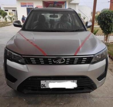 Mahindra XUV300 2019 MT for sale in New Delhi