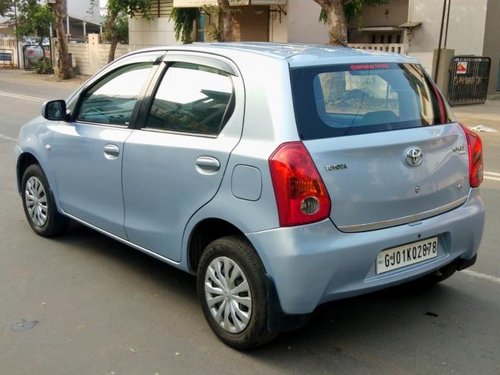 Toyota Etios Liva 2011-2012 GD MT for sale in Ahmedabad