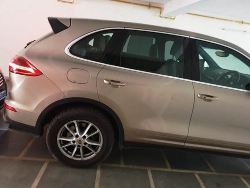 Used 2016 Porsche Cayenne Diesel Platinum Edition AT for sale in New Delhi