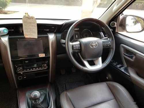 Used 2017 Toyota Fortuner Version 2.8 2WD MT for sale in Mumbai
