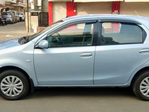 Toyota Etios Liva 2011-2012 GD MT for sale in Ahmedabad
