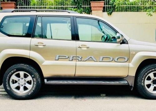 Toyota prado VX A/T 2005 in New Delhi