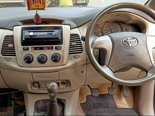 Toyota Innova 2.5 GX BS IV 8 STR, 2013, Diesel MT for sale in Chennai