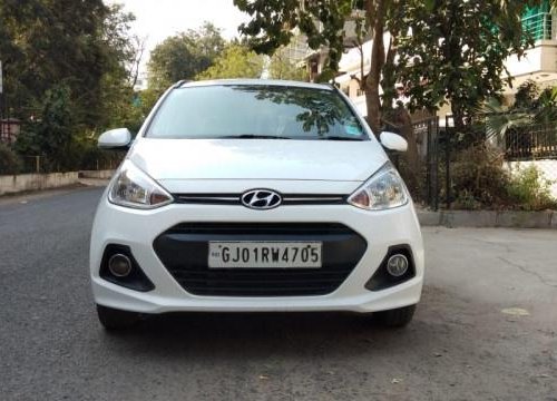 2016 Hyundai i10 Version Sportz MT for sale at low price in Ahmedabad