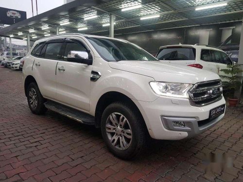 Used Ford Endeavour 2016 AT for sale in Lucknow 