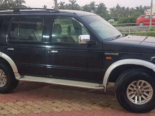 Used Ford Endeavour XLT 4X2, 2006, Diesel MT for sale in Navsari 