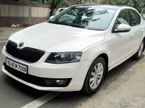 Skoda Octavia AT 2014 in New Delhi