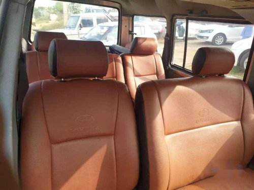 Used 2003 Toyota Qualis MT for sale in Hyderabad