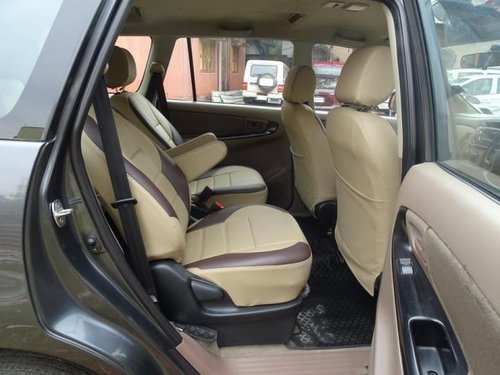 Toyota Innova 2.5 GX (Diesel) 7 Seater MT for sale in Kolkata