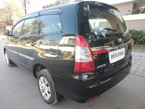 Used 2006 Toyota Innova MT 2004-2011 for sale in Indore